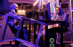 How Digital Platforms Are Expanding the Ecosystem Around Esports