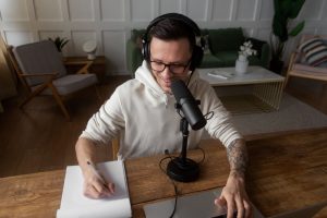 Why Students are Swapping Traditional Notes for Audio to Text Tools