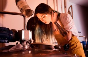 How Industrial Gases Improve Efficiency in Metalworking and Production